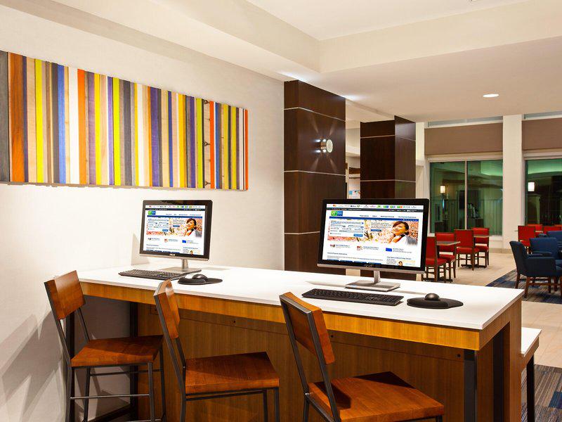 2E63B44E38D897427516DD4847064767