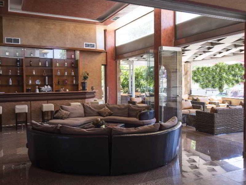 6EE5B7E165CE0F8082DB3E2382DA3FE4