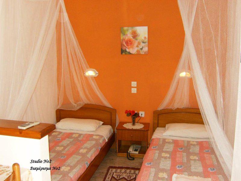 859028C1E083D498F8BDF109B3868099