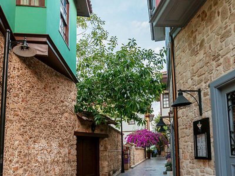 A370F911F8C0C42494042F5B0FF4A4D0