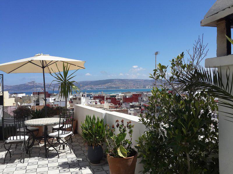 E66CAFB59ACD282C5BF72A1427E4EBAE