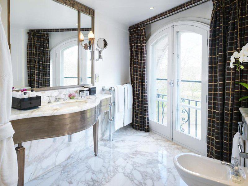 DEDC3C1BDFBAFA508FF9BE9EF85624D1