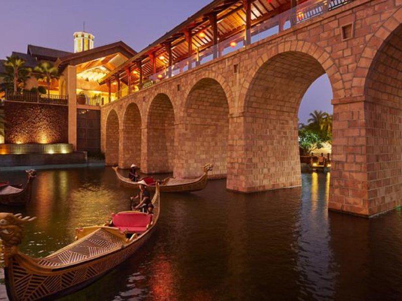 030D5E0A88B2AE3E244010787257516D