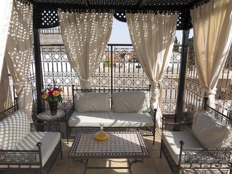 24C5F4852A22624C0D894B1FAFD4D990