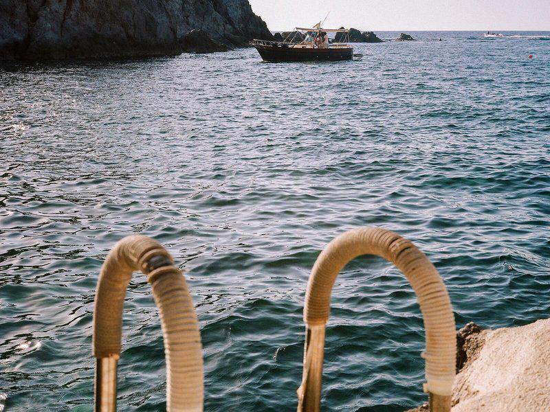 2D9FE00D1A41F23597F69C8FF98B796C