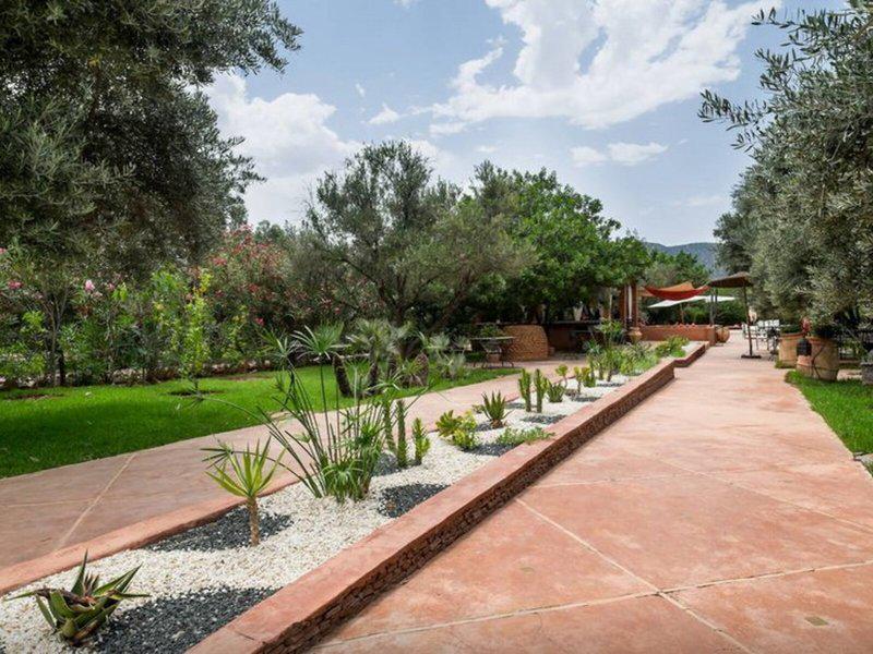 4C1448D453BB406EFD79A92707534568