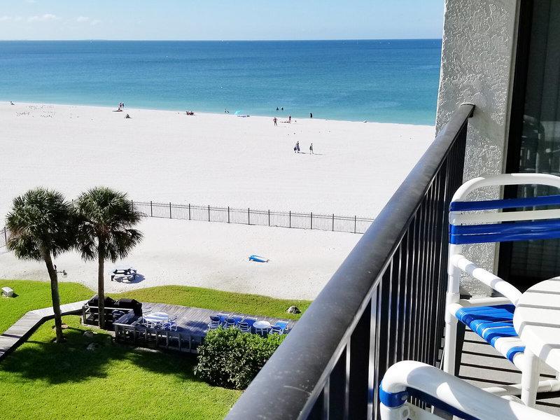 02BA7D49B82F16AEFB36D82E401B1BCA