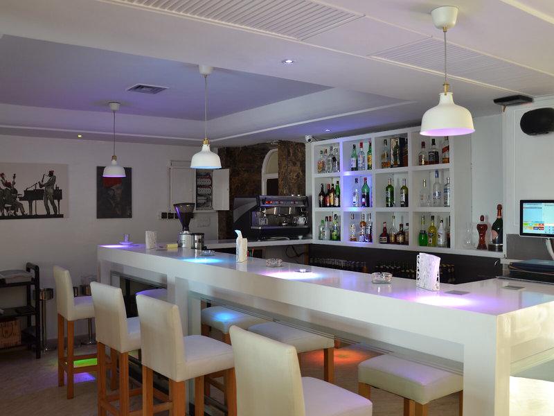 750BB2BE00494BEF0A82F3BE70C5E1E2