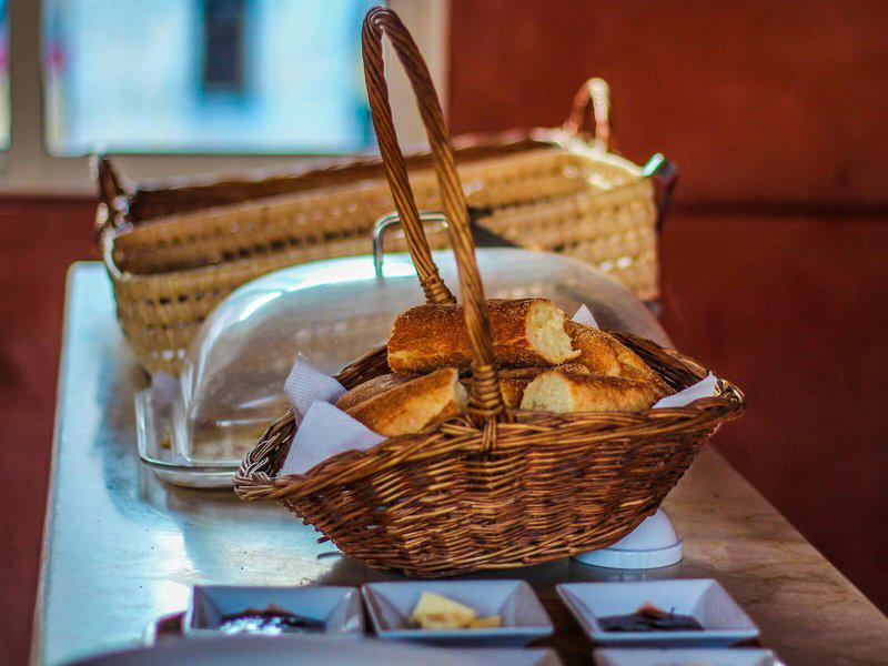 5895B837EA37FD930B29C62D27217E48