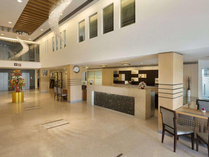 CCFC254CABF9B7178FACC96D99D94F03