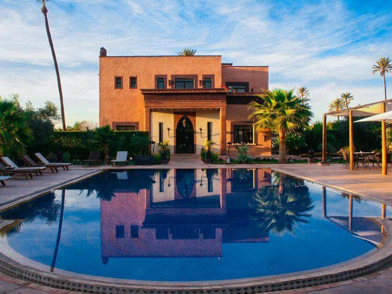 5ED11A0DBEB15518030426AF7844E943