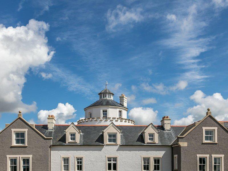 F264E2A0B427E85024E824F3F1307F77