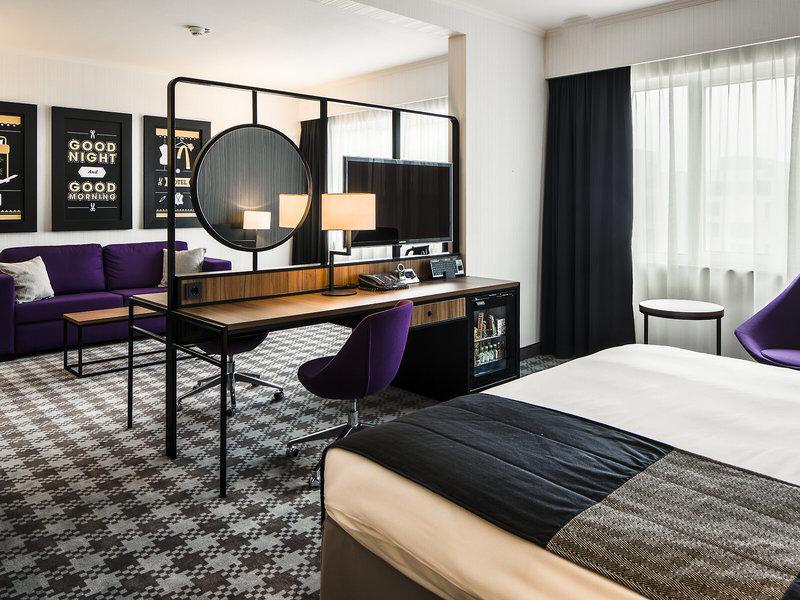 52B5808BFAA1948B2677CA16DE8B51C3