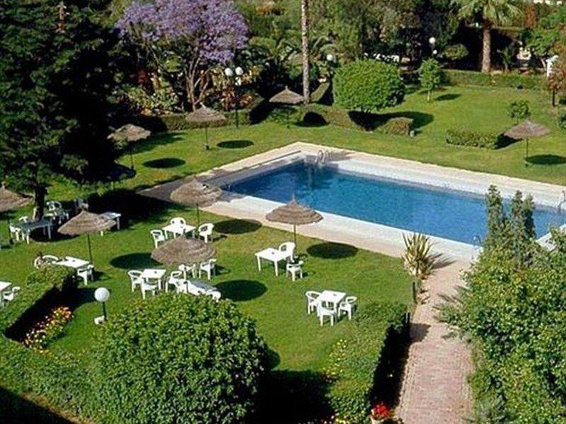 6B1FF8F9A2BD3EEAF827A0C86853805F