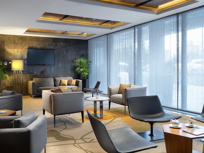 CBCA4AE24D15F3DA4BB6453E436E03C8