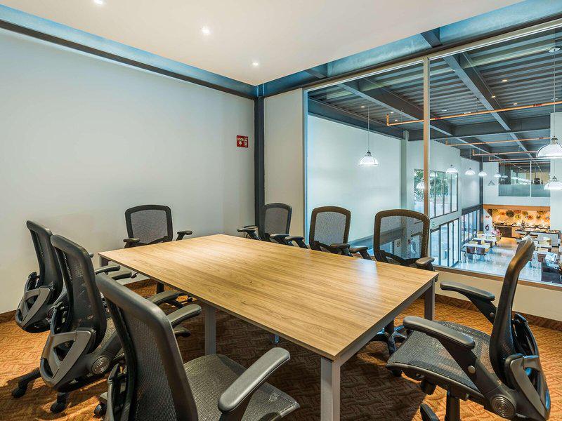 017FB1EB883AAAFA6EB5B6F4AE67D290