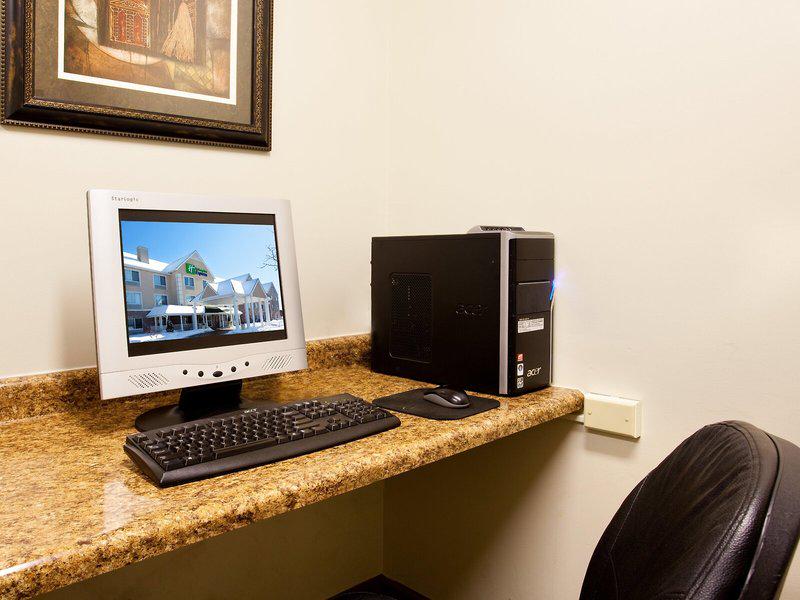 698D8B16F28AA9D9C3DC644AD3C7ECF7