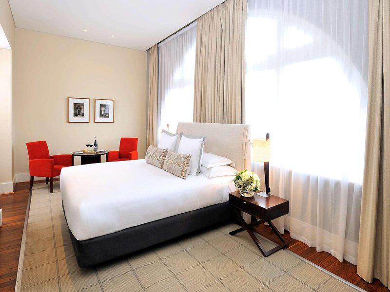 BA8501266C02E4256A3064338BC9C4C6