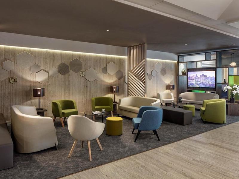 82E2C80CD9E1B2358863C10D3DE51B60