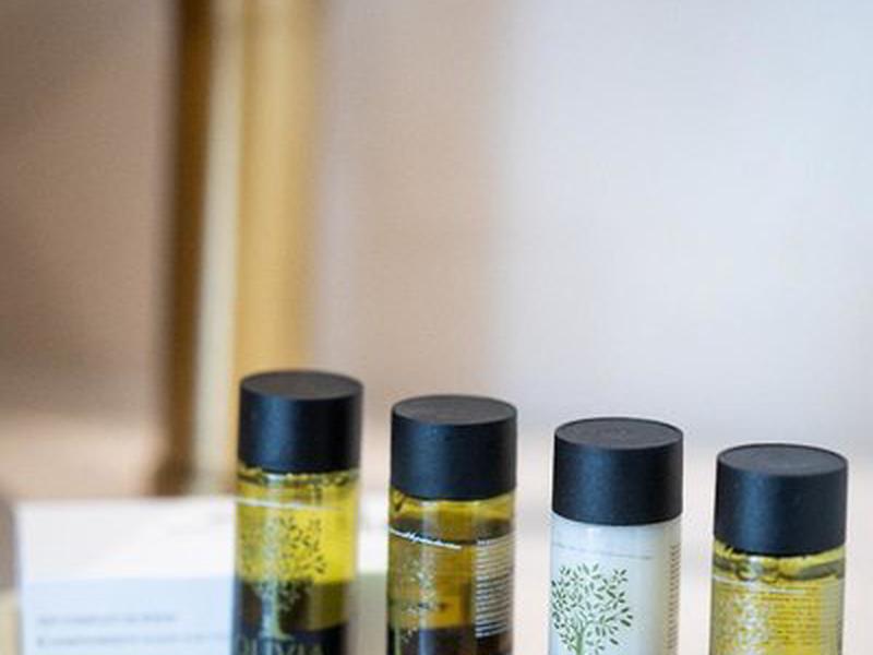 C2D0FF94F2003AB711C3A1EBA22D461D