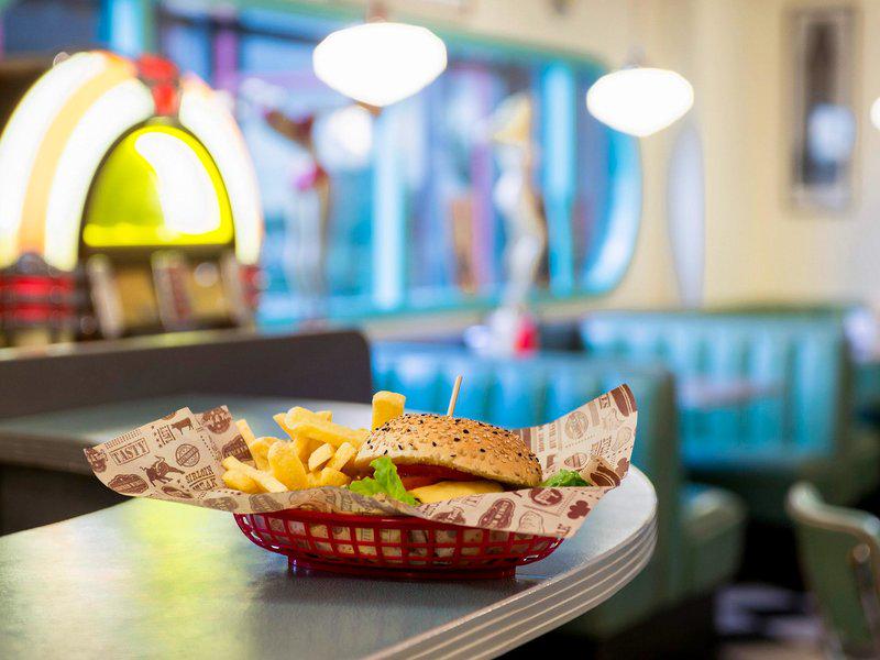 A7FF7DD6173D48616FAA48FFF259A72A