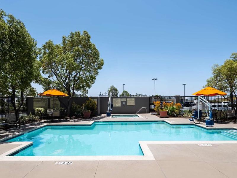 722DD3A55735C9B47CA332916684ECEE