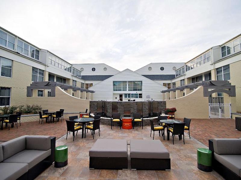 6099A9E058BF093B59658937C98D7310