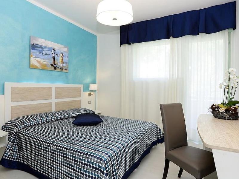 7C00F2BF6984CAC15744F7E626A33314