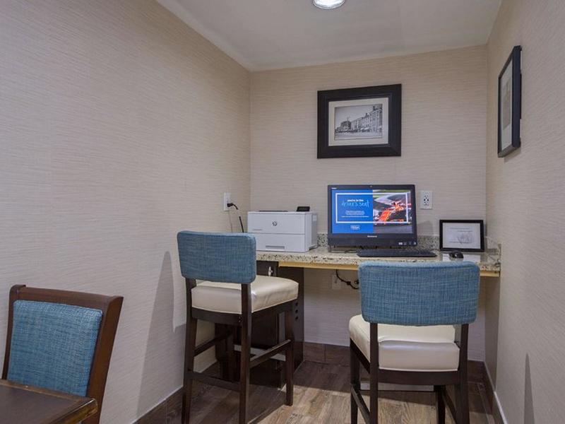 3D122D6C452F6ECEF1BFC1DD79F18511