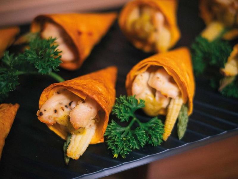 8233DF0D217940813A4D439E2A8D8999