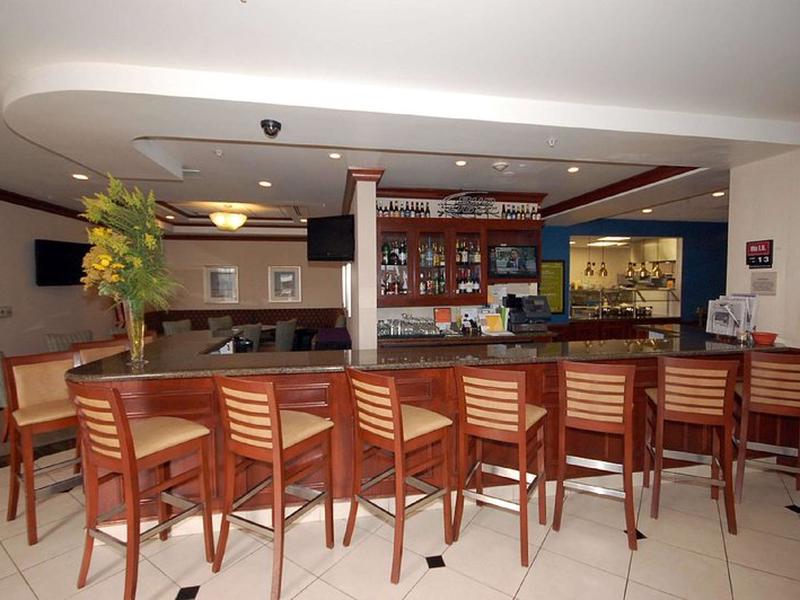 E6FFB8651CD2AD41DDE2337ED7639D7B