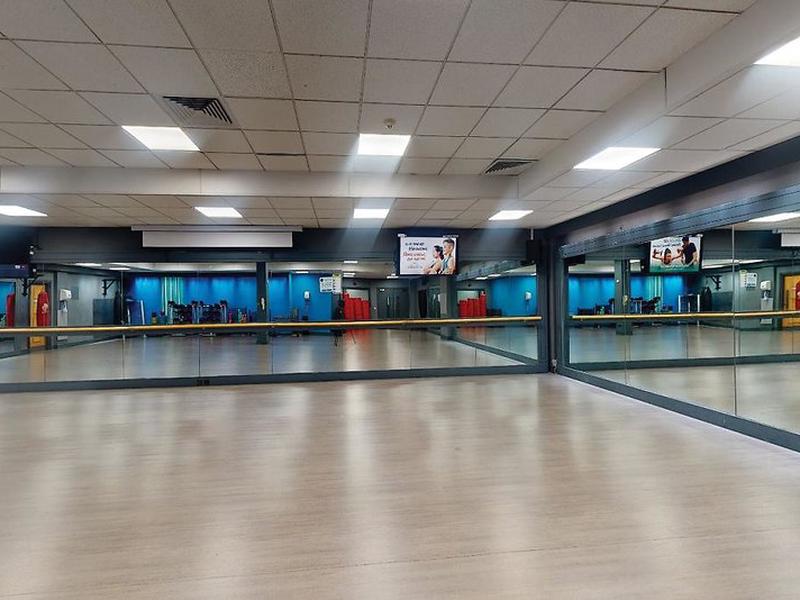 8F1BD04D637DD9258C9F3B7200447771