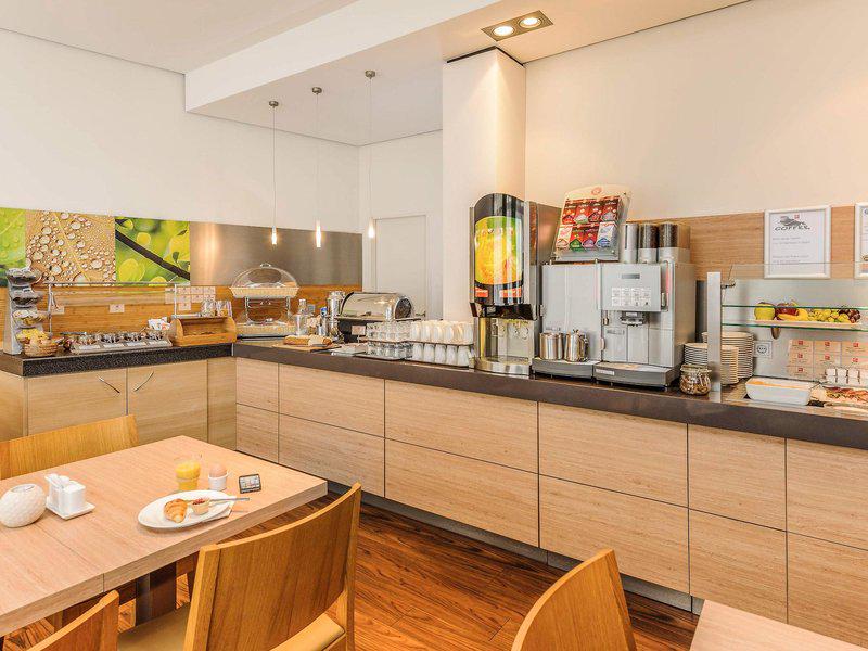 FD63B9E0A5ACF69AAE801E48A70C0B94