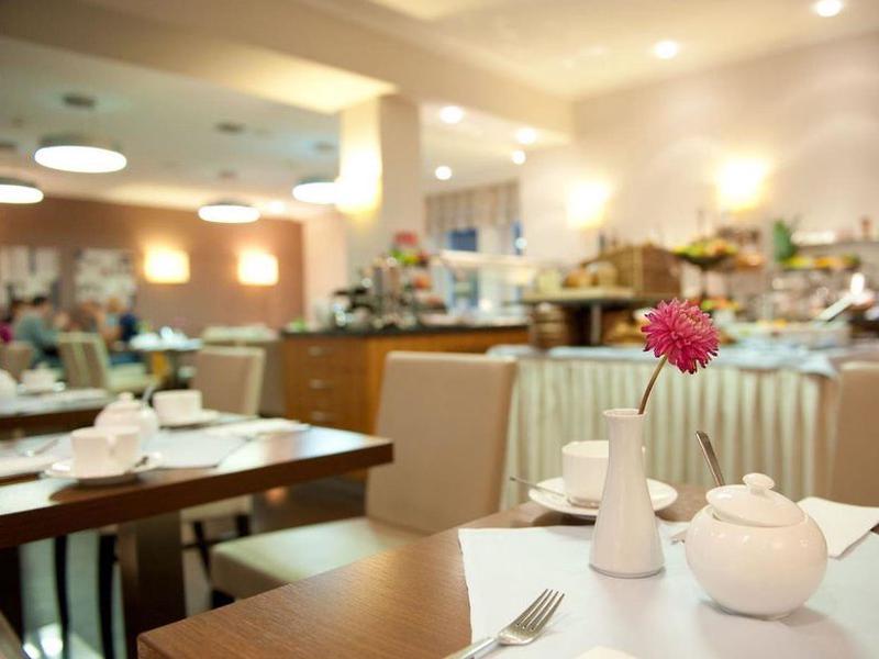 BF932DC593308C324BF0725A5AD415E7