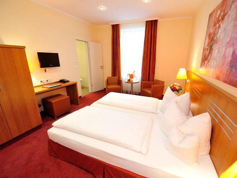 059AEC8236294680FB842E126E13ABA8