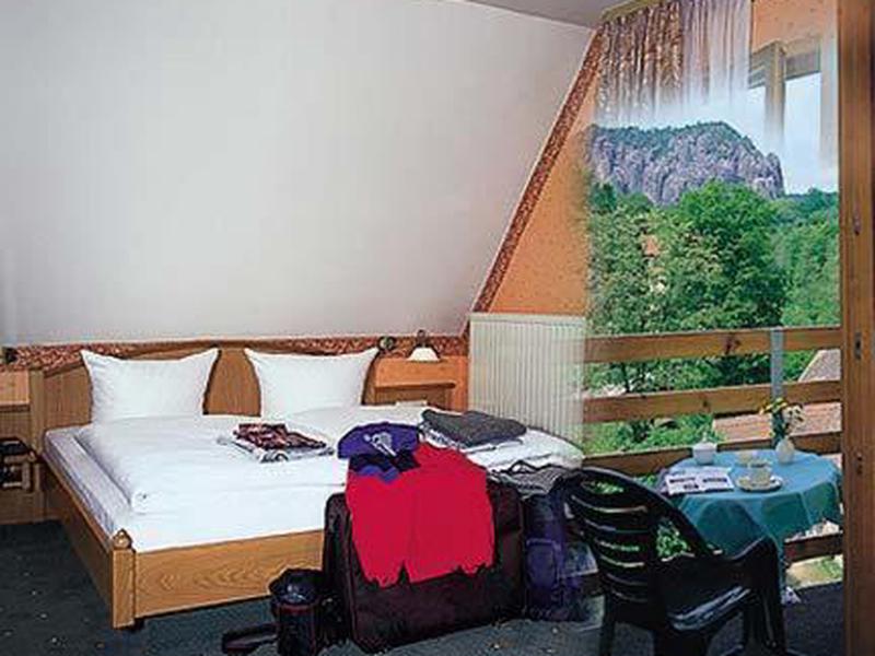 AA99FD98E18ECD77881A30CD98171C12