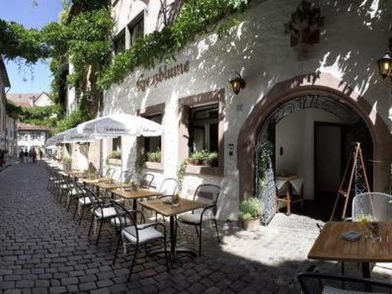 98E3D2EBCEF5768DCE18D4356CA27EDE