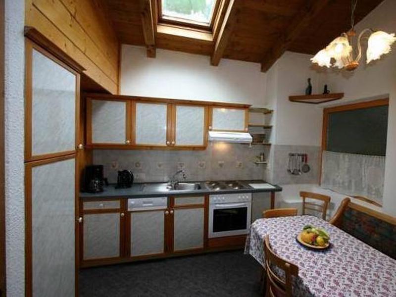 5F55B3AA3CC9EDC8B36EE7AEB9B7A930