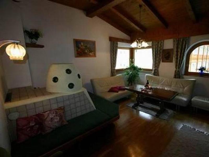 43A6DE5E3998646369D1C6B33EBE9C02