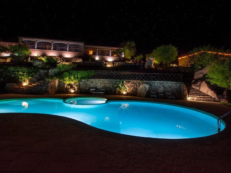 38C1EDDB5BAA24C043E00C0F42AE5EFA