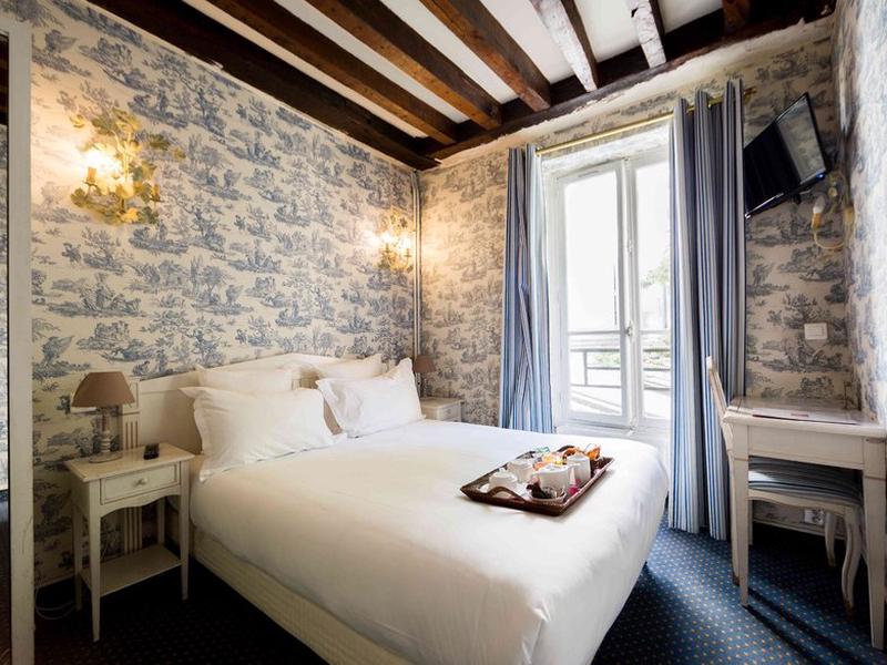 AA8C997B4E892D819C3FF1615953FF51