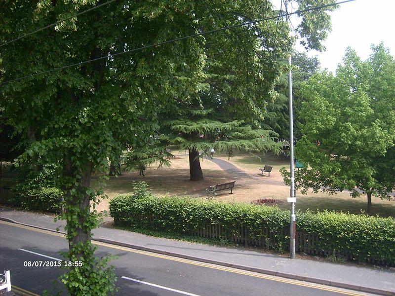 D2095B1D842D716E284E9356FCCC6AF6