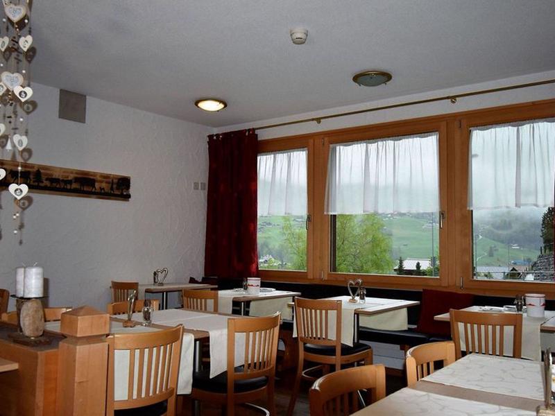 39BAF85F23F77B760044F858A1395AEC