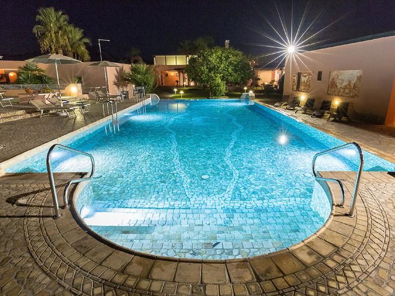 21EB350EF30B9086CA19C5F8A7046837