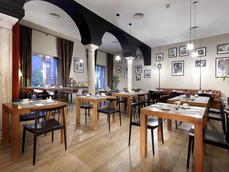 4AD4427E6809C2FCAA969989E1D2AA25