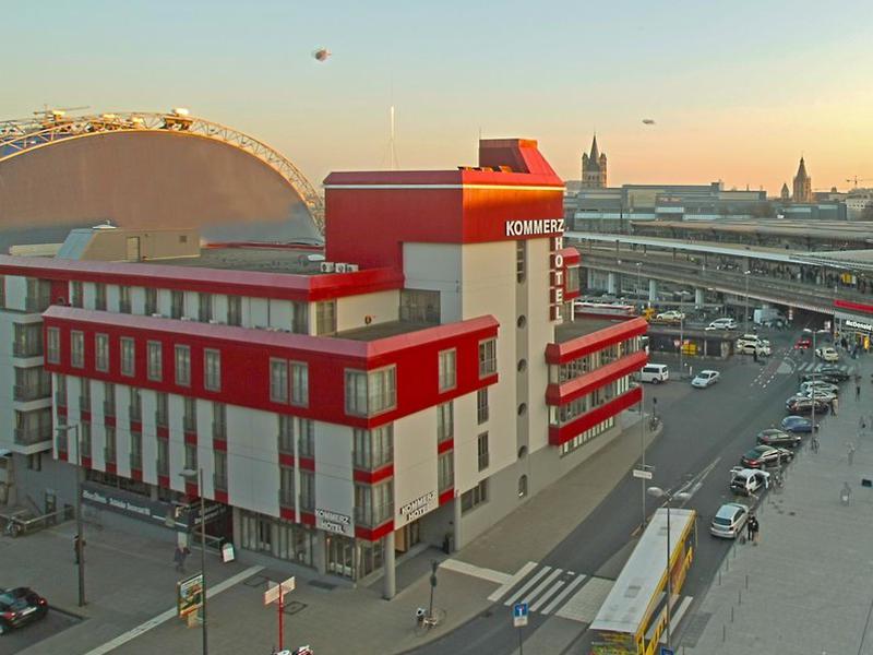 01674FFF5D52295D90585A15ED9F2BCE