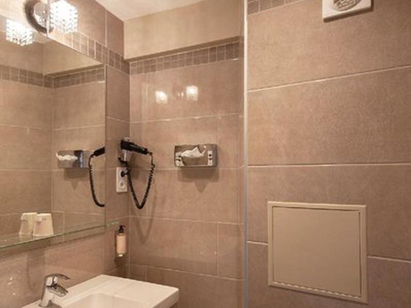 BBD56918FB7DF8ED96F0B7575A58EB57