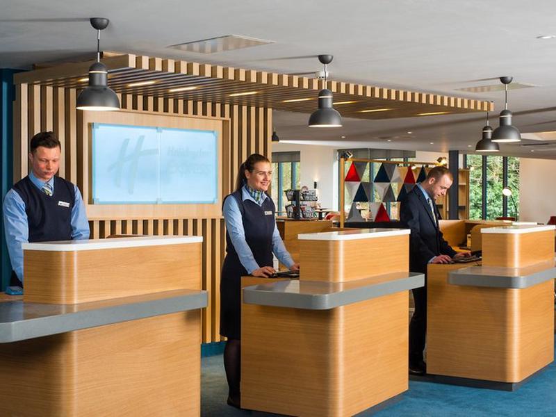 C172E96350F2A40A00577876BDB399CF