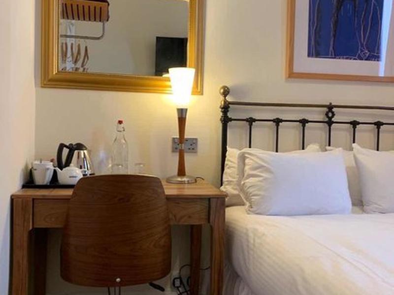 571E49A40B502AA3CD505196FF35CDDD