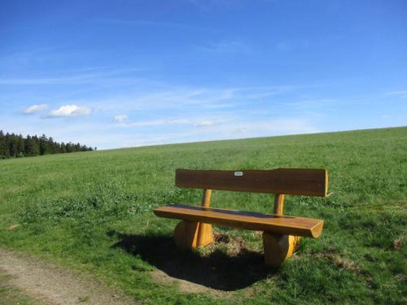 1A8ADF54550697503AE5F9810D8B4B88